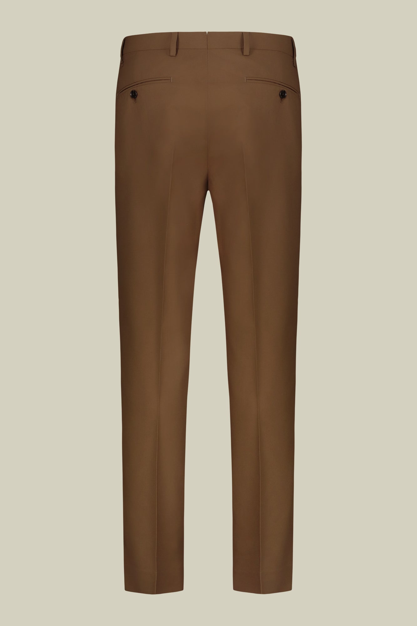 Single-breasted men's suit with flat front trousers