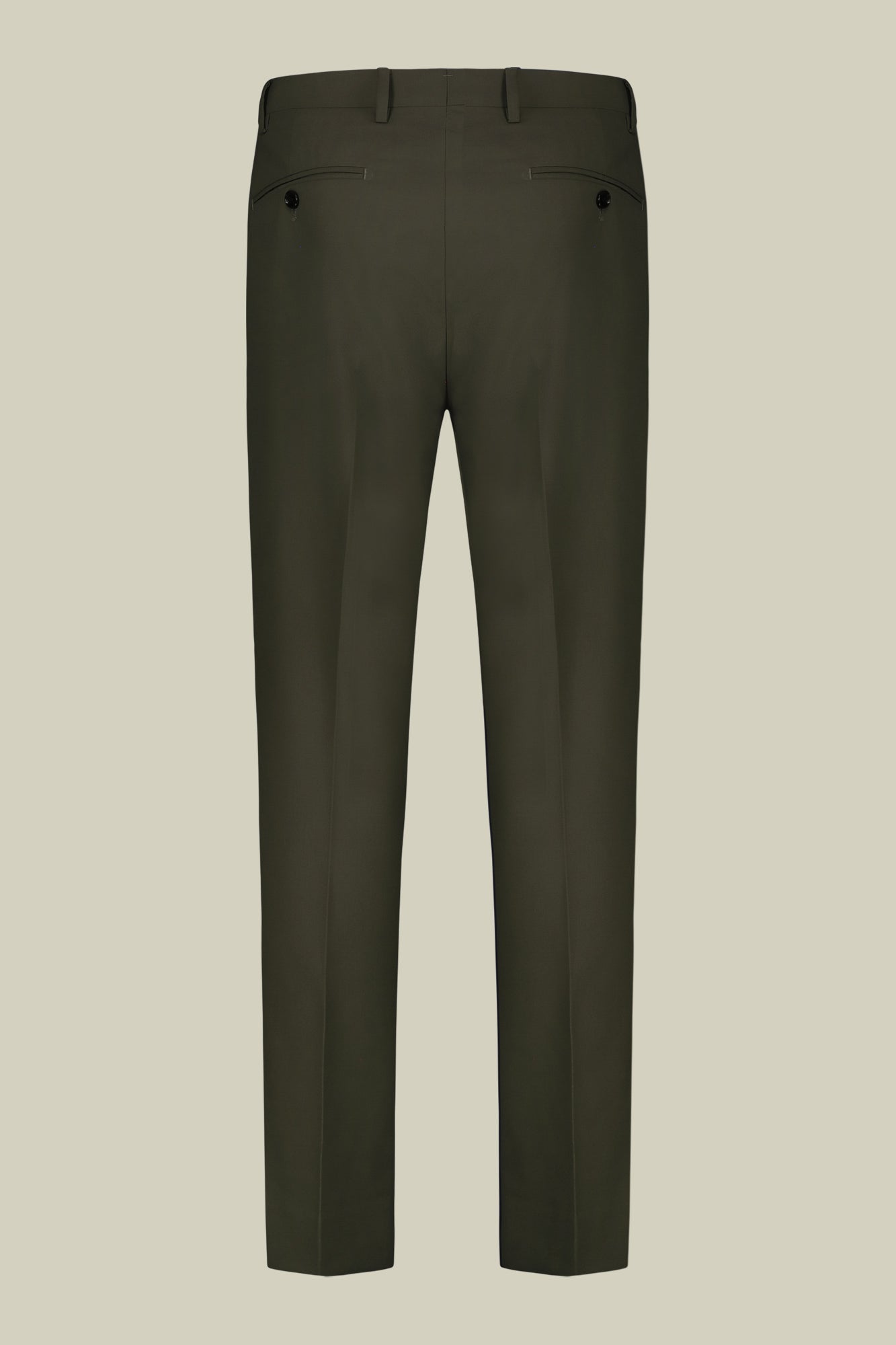 Single-breasted men's suit with flat front trousers