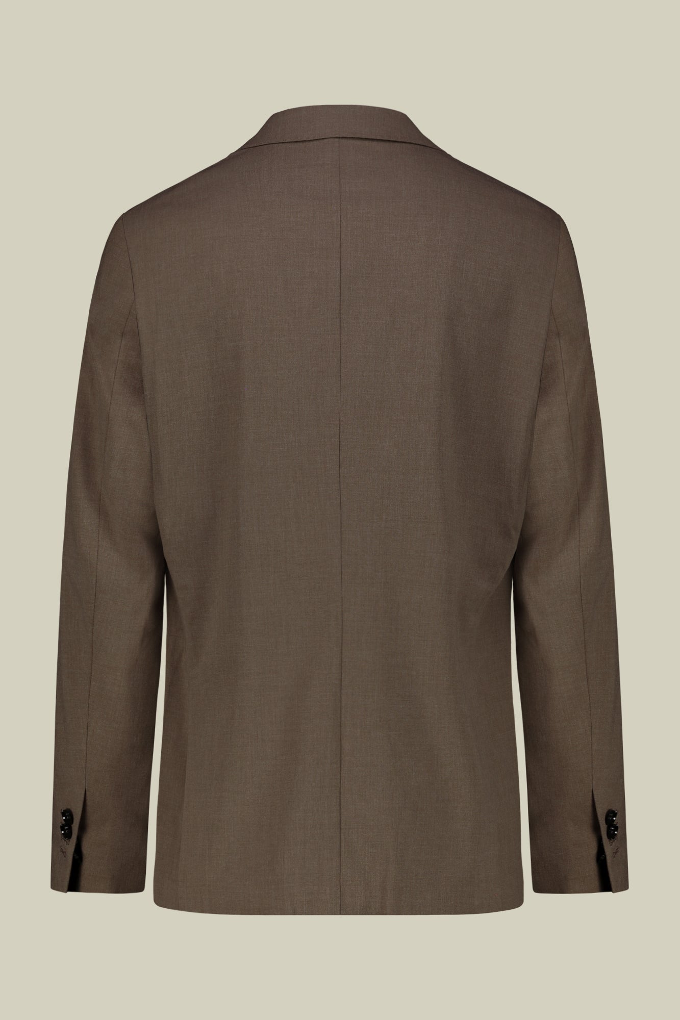 Single-breasted men's suit with single-pleat trousers in two-way stretch fabric