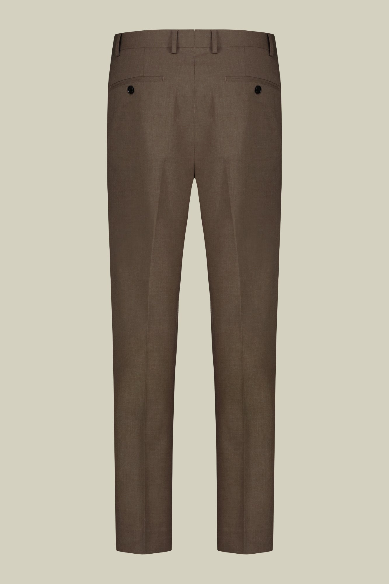 Single-breasted men's suit with single-pleat trousers in two-way stretch fabric