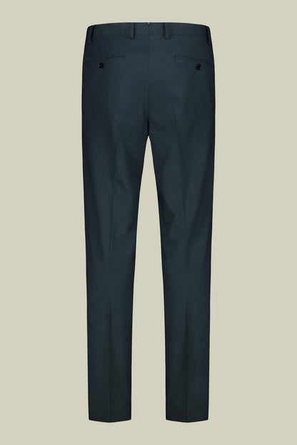 Single-breasted men's suit with single-pleat trousers in two-way stretch fabric