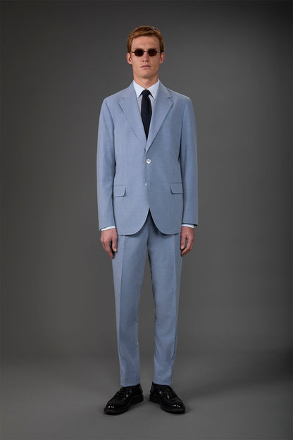 Single-breasted men's suit with single-pleat trousers in two-way stretch fabric