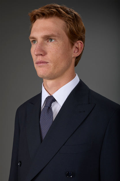 Double-breasted men's suit with single-pleat trousers in two-way stretch fabric