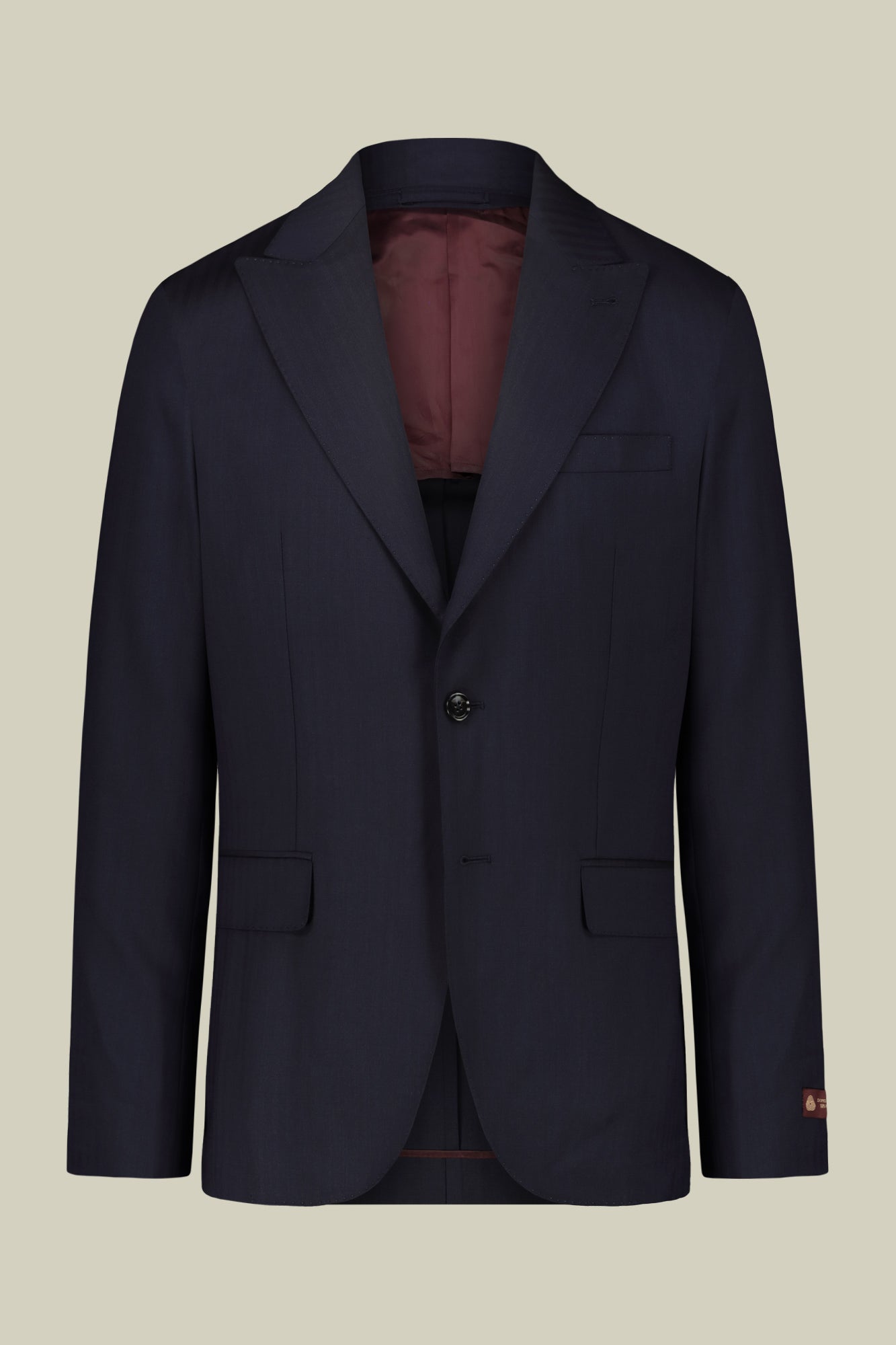 Single-breasted men's suit with classic single-pleat trousers, in pure combed wool with a semi-plain weave