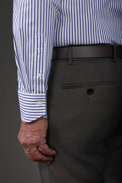 Men's technical shirt with classic collar suitable for cufflinks