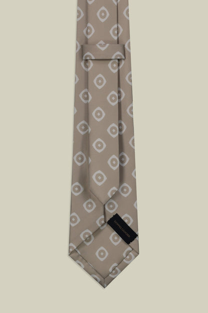 Men's macro patterned tie