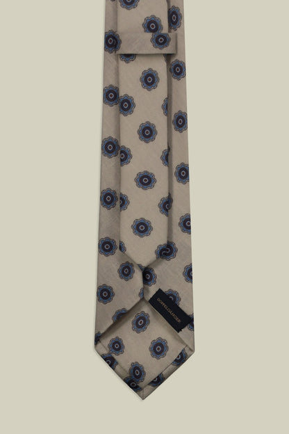 Men's macro patterned tie