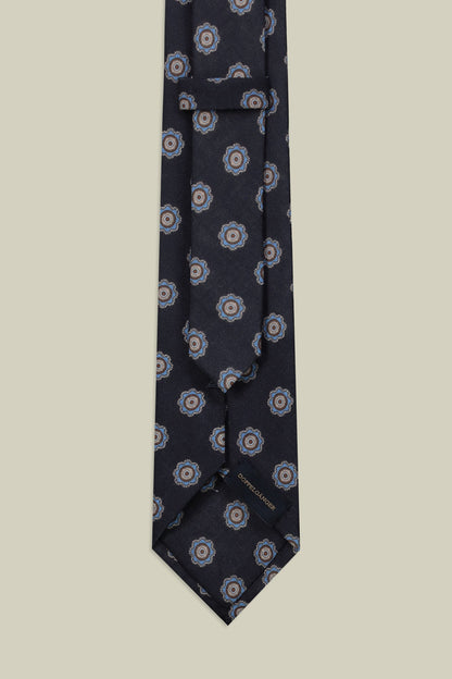 Men's macro patterned tie