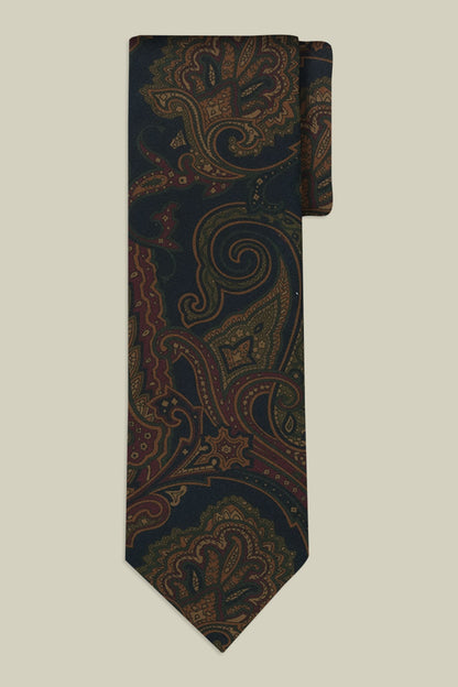 Men's macro paisley patterned tie