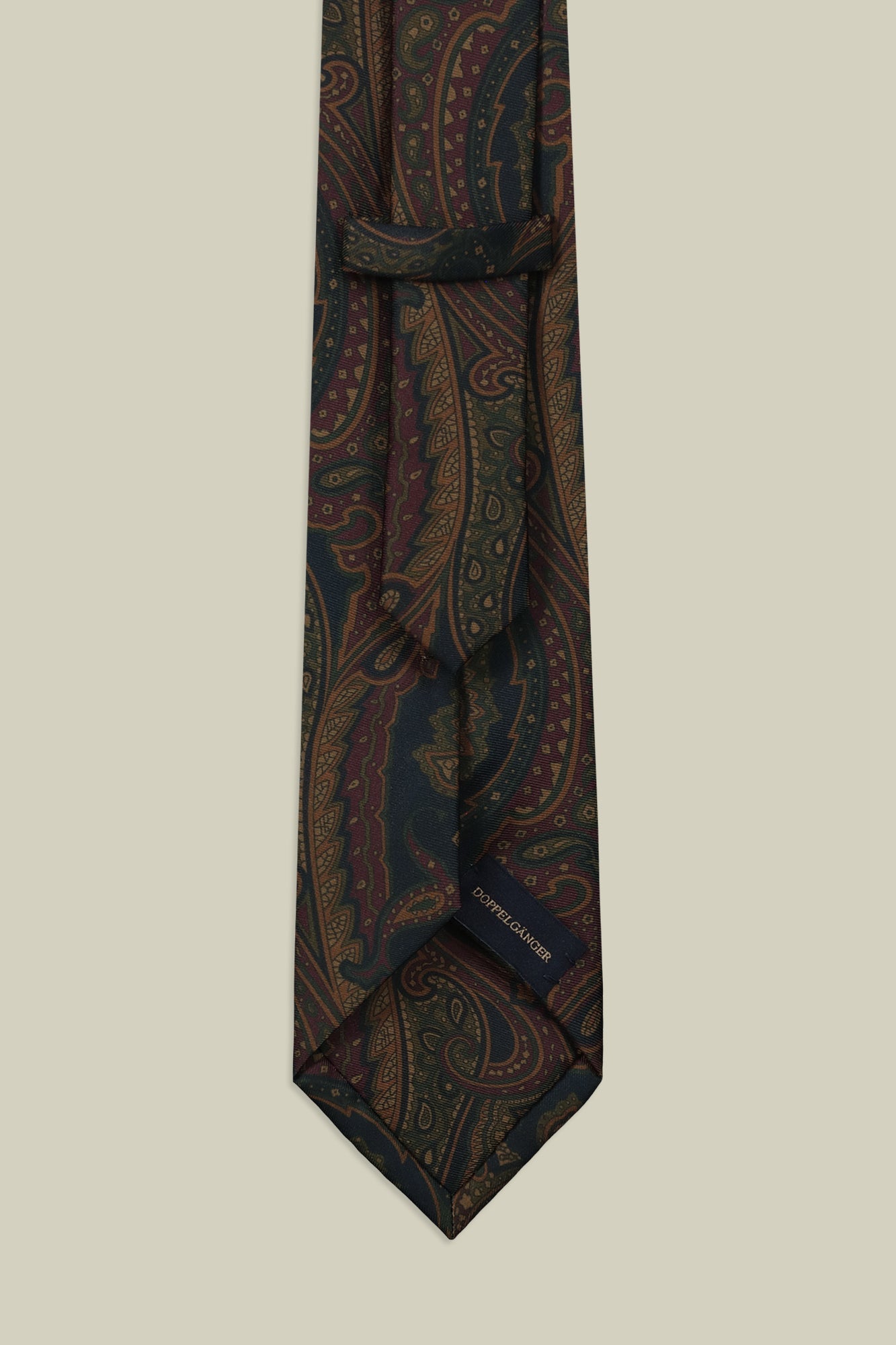 Men's macro paisley patterned tie