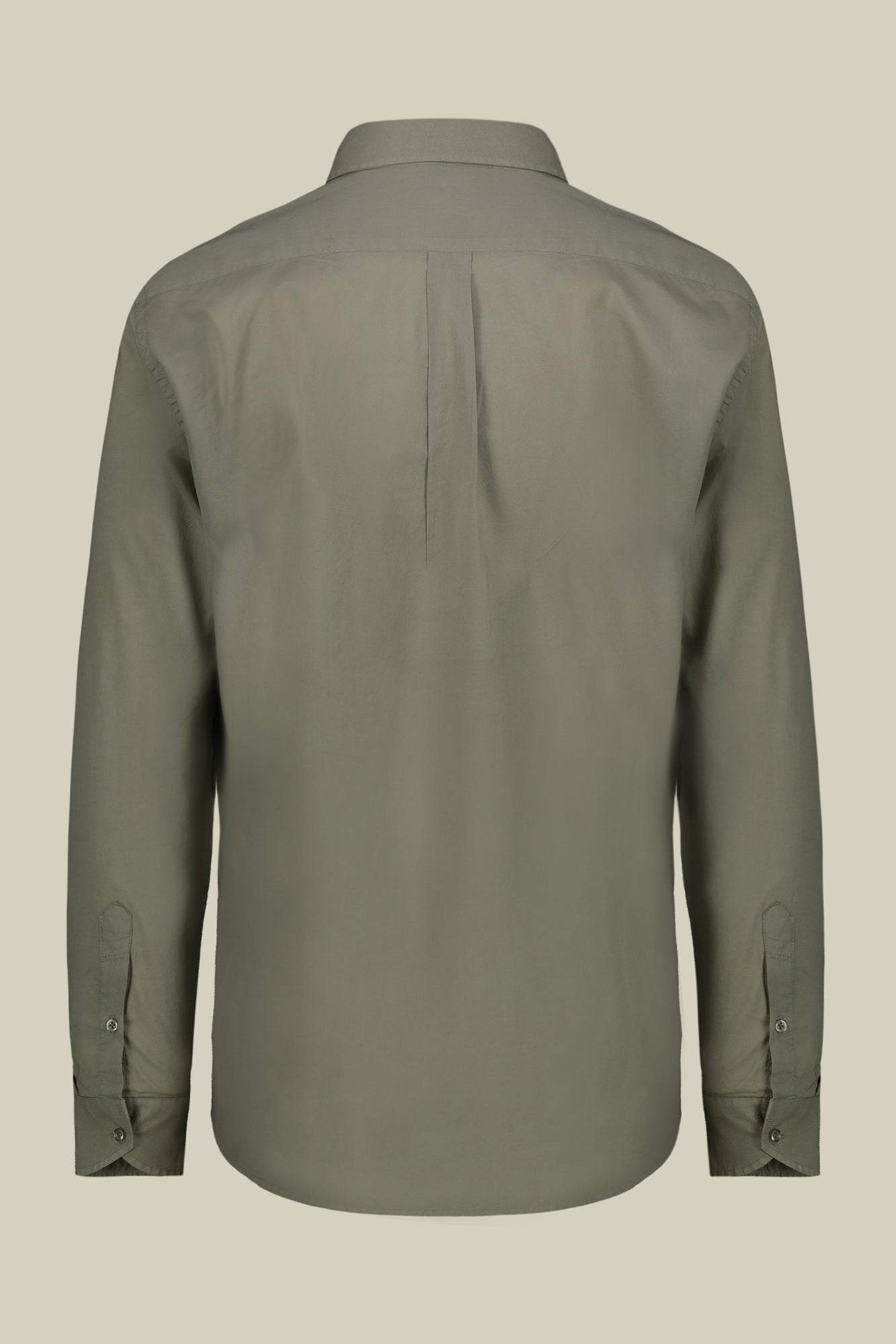 Men's casual shirt with a concealed button down collar in washed muslin fabric