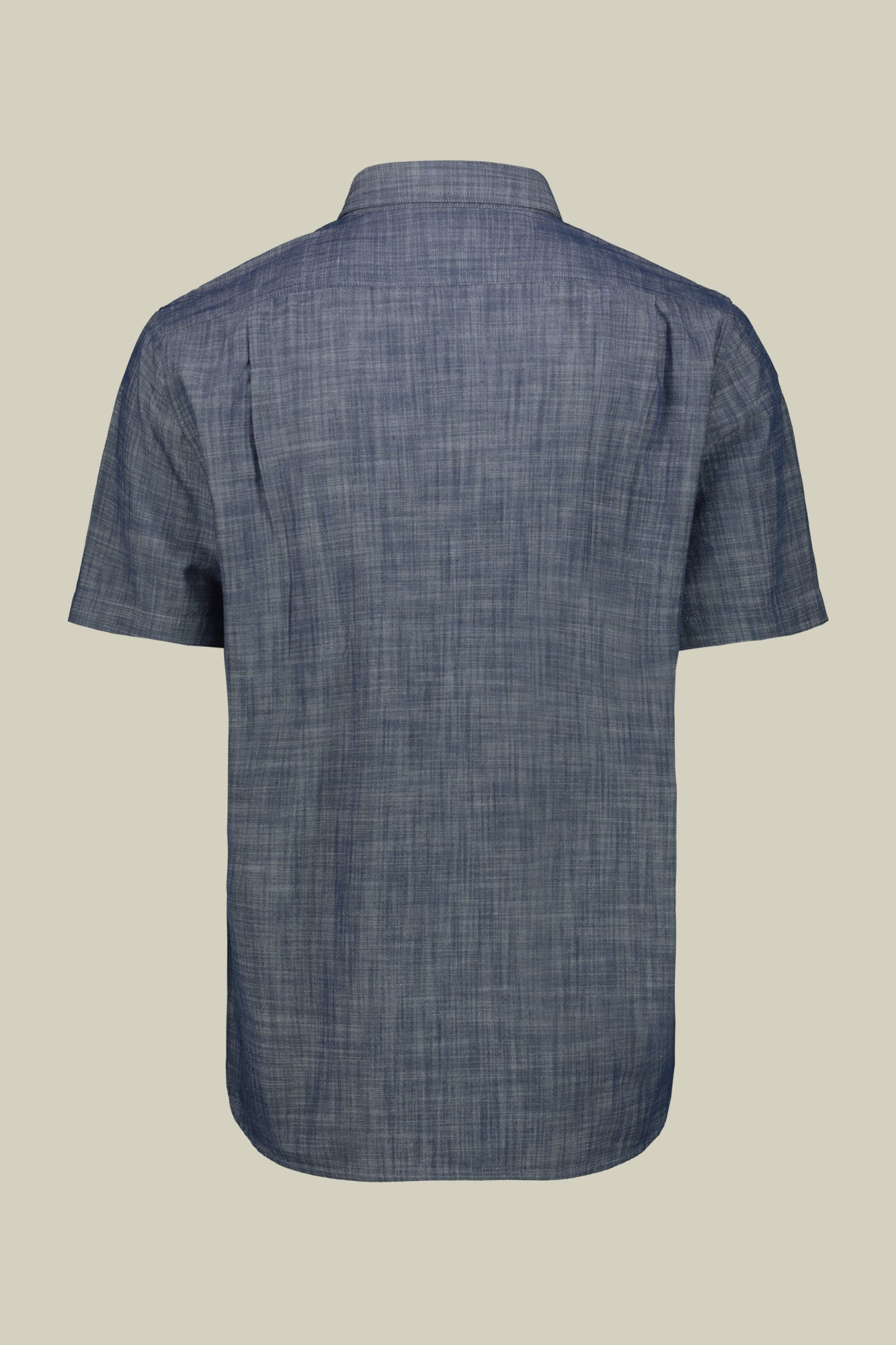 Men's concealed button down casual shirt in chambray fabric