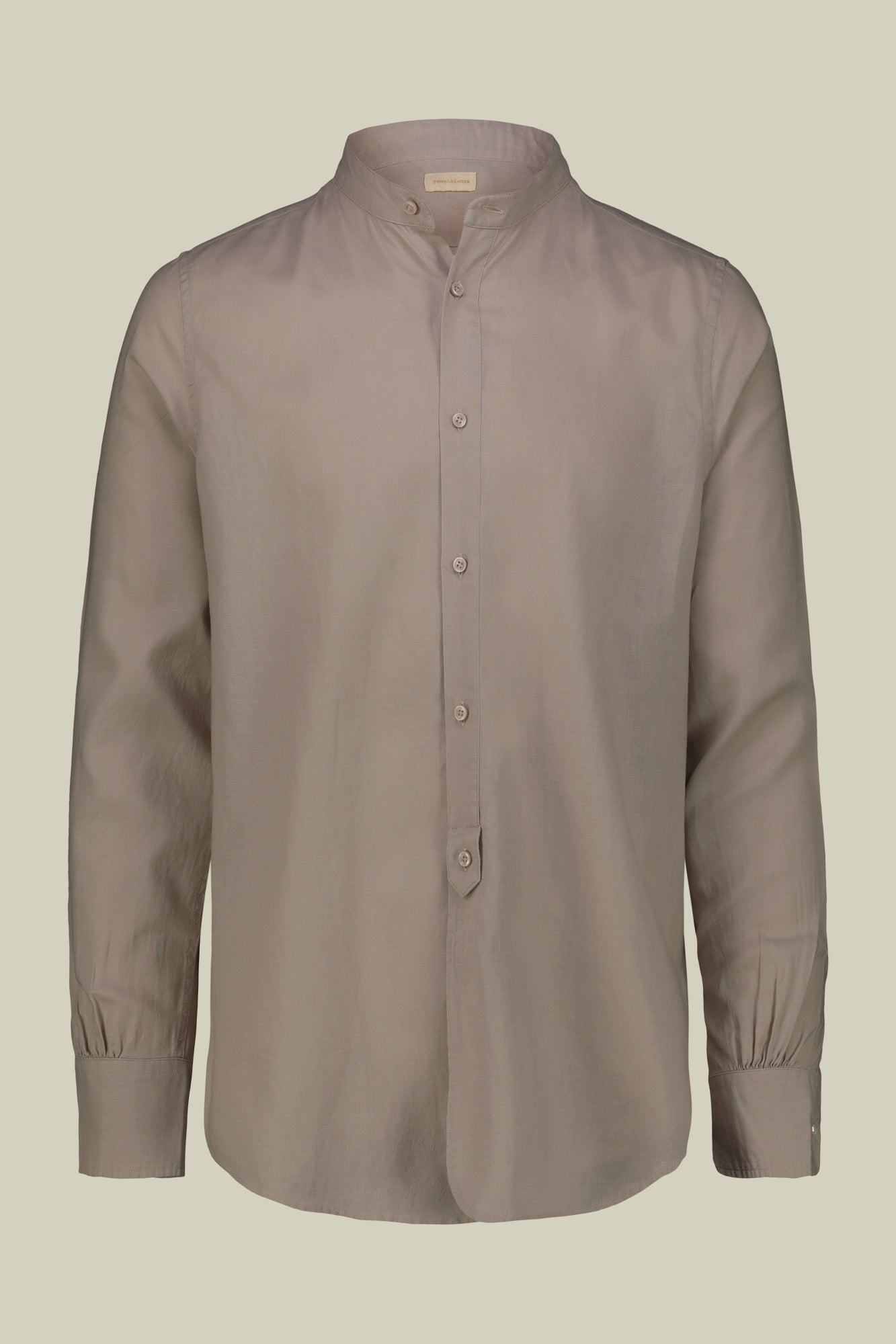 Casual men's shirt with mandarin collar and half button fastening, washed linen and cotton fabric