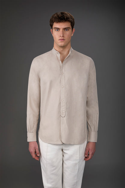 Casual men's shirt with mandarin collar and half button fastening, washed linen and cotton fabric