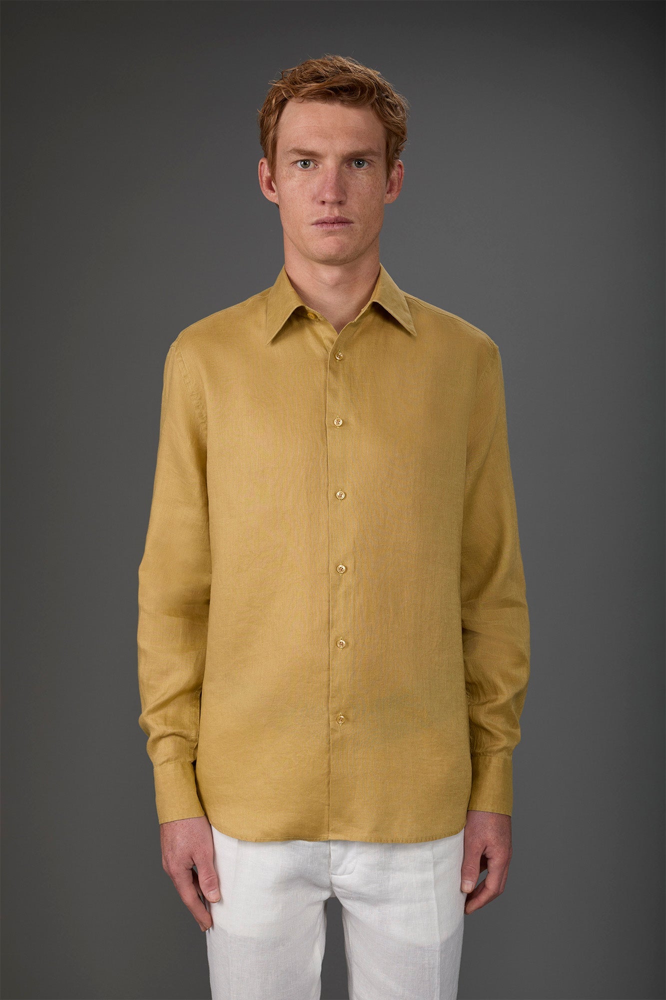 Men's casual shirt with classic collar, 100% linen