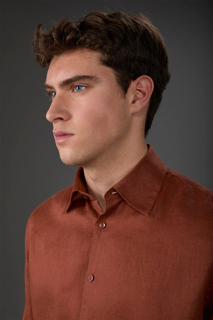 Men's casual shirt with classic collar, 100% linen
