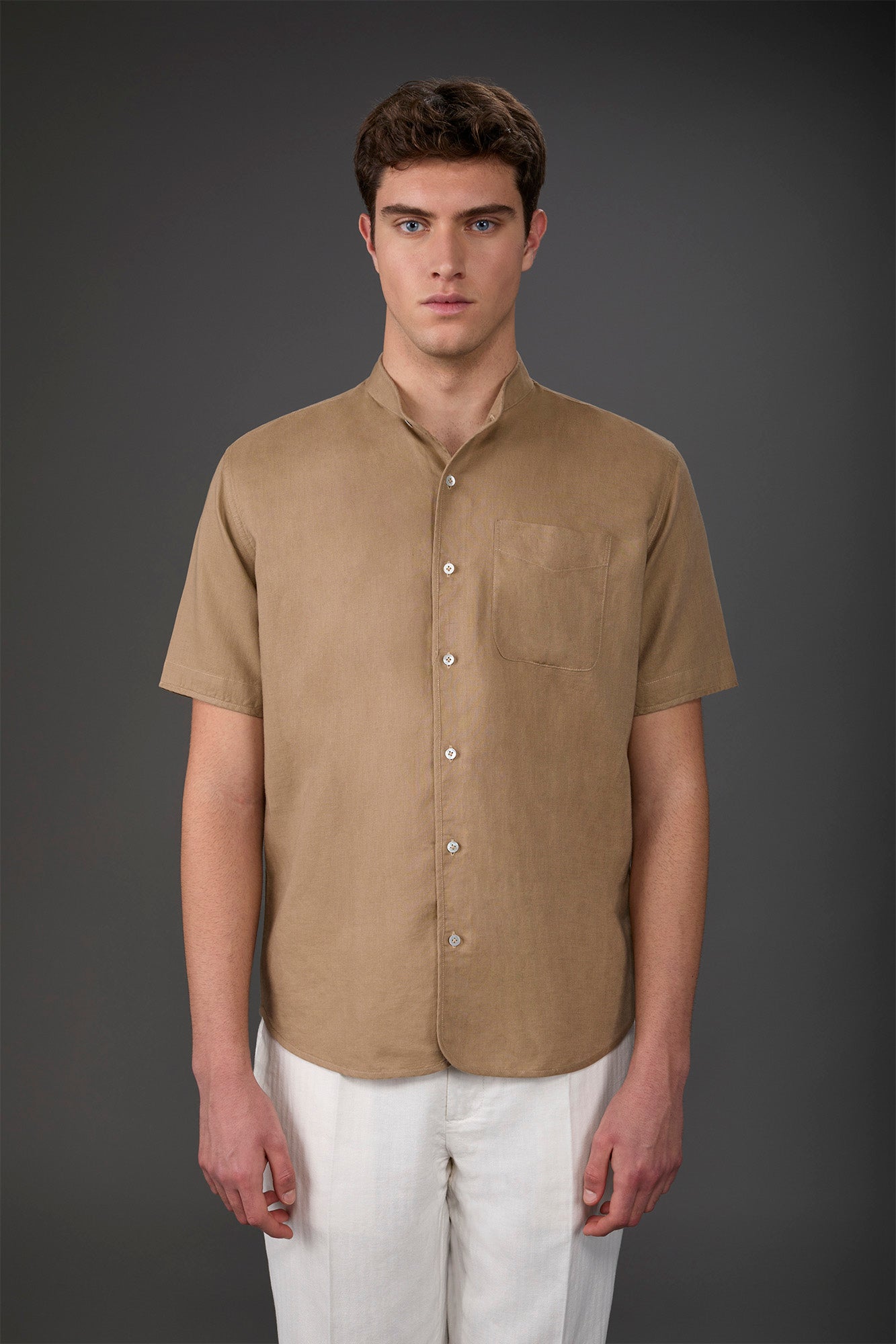Casual men's shirt with mandarin collar, washed linen and cotton fabric