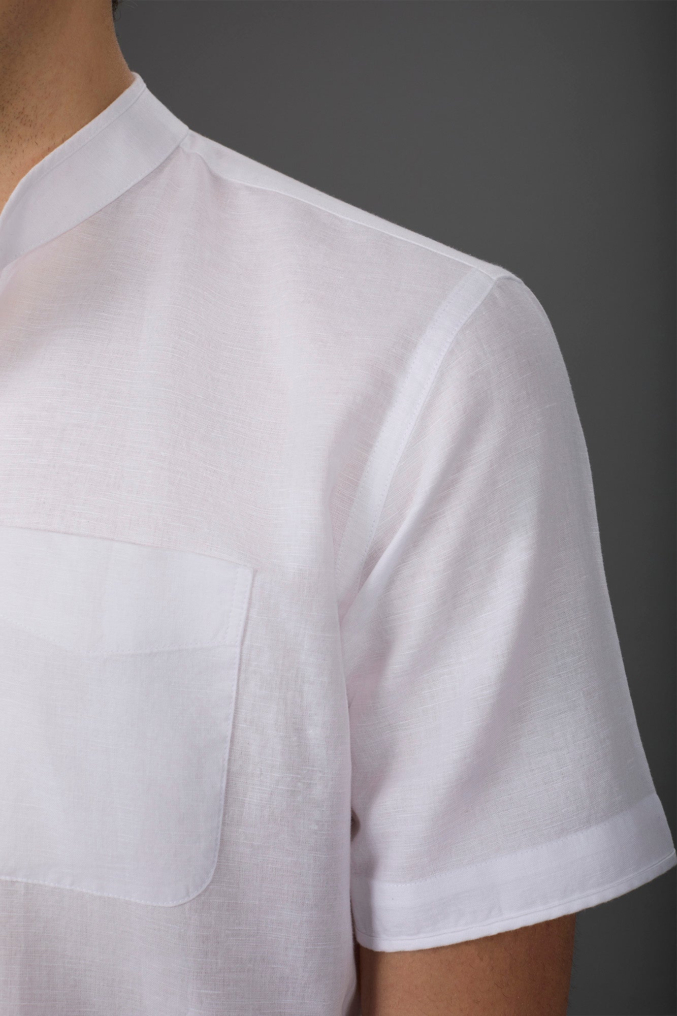 Casual men's shirt with mandarin collar, washed linen and cotton fabric