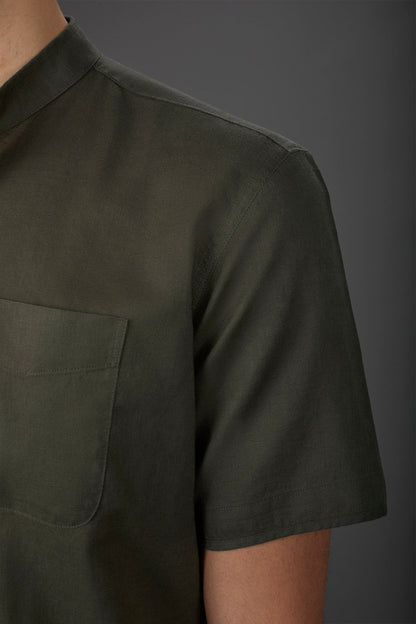 Casual men's shirt with mandarin collar, washed linen and cotton fabric