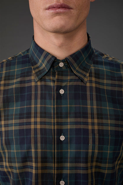 Men's concealed button down casual shirt in checked washed muslin fabric