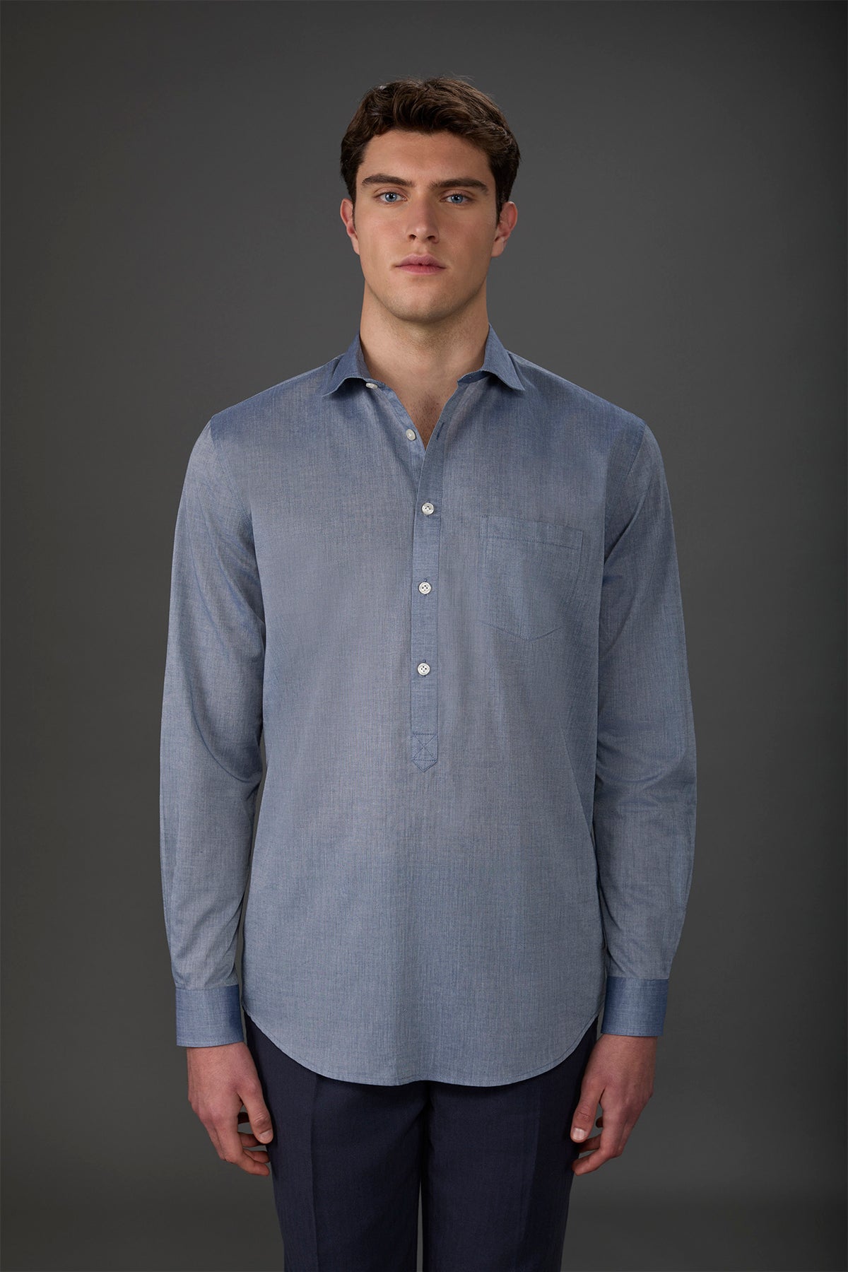 Men's concealed button down casual shirt in washed muslin fabric