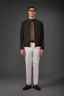 Men's biker jacket in lined faux leather with mandarin collar. Cold Brown