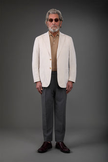 Men's unlined single-breasted jacket with classic lapels and patch pockets, jersey fabric