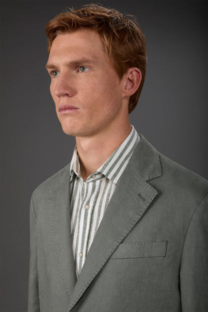Men's unlined single-breasted jacket with classic lapels and patch pockets