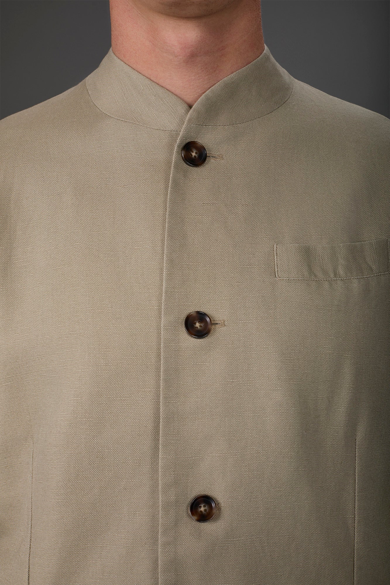 Men's unlined single-breasted jacket with mandarin collar