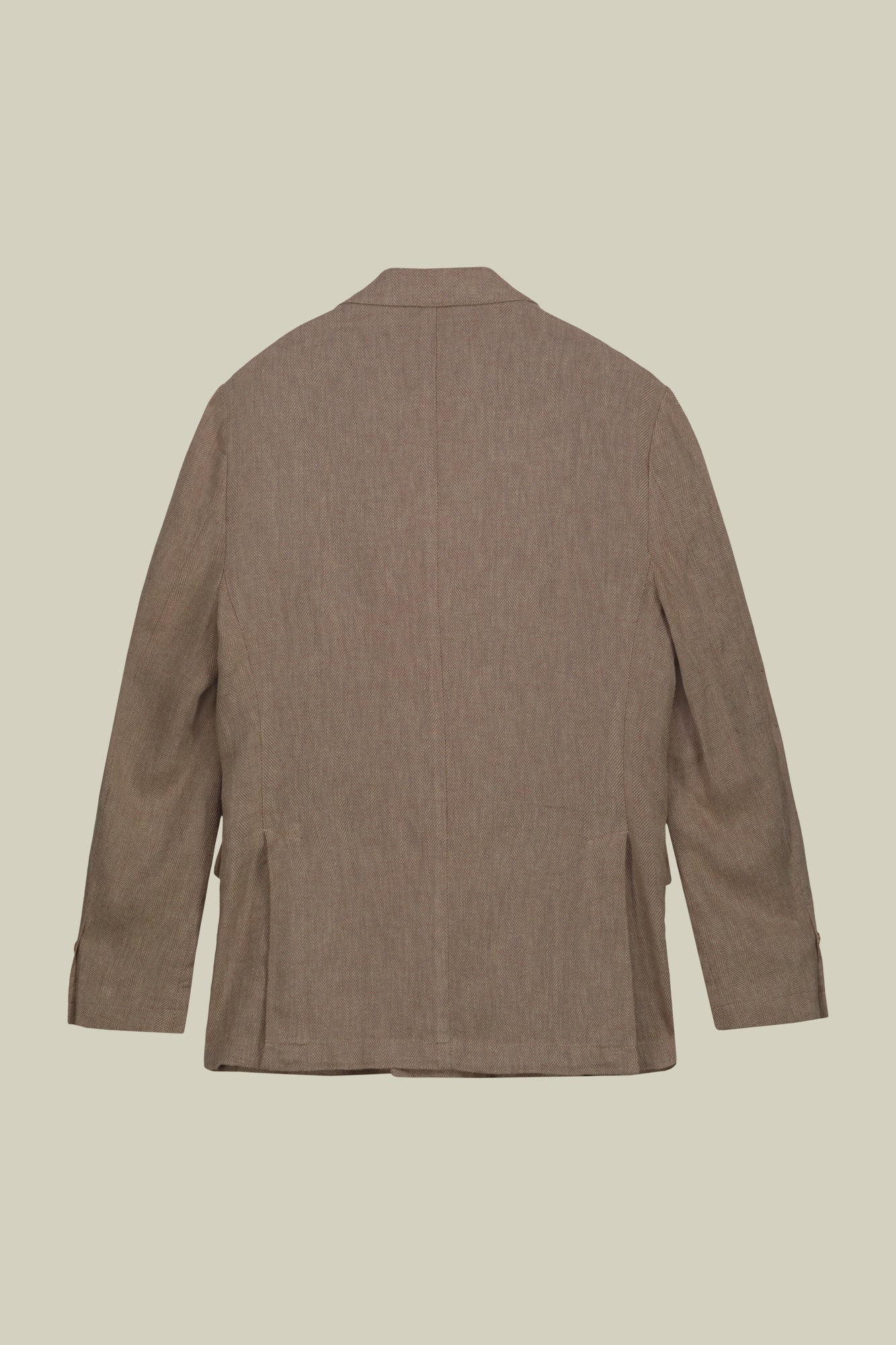 Men's unlined double-breasted jacket with peak lapels and flap pockets