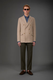 Men's unlined double-breasted jacket with peak lapels and flap pockets