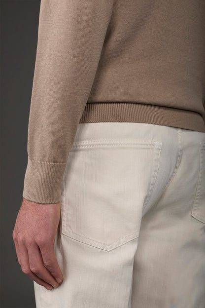 Men's crew neck sweater in bio-washed 100% cotton