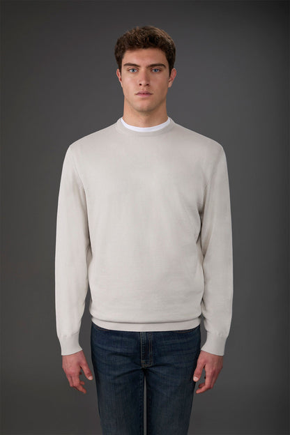 Men's crew neck sweater in bio-washed 100% cotton