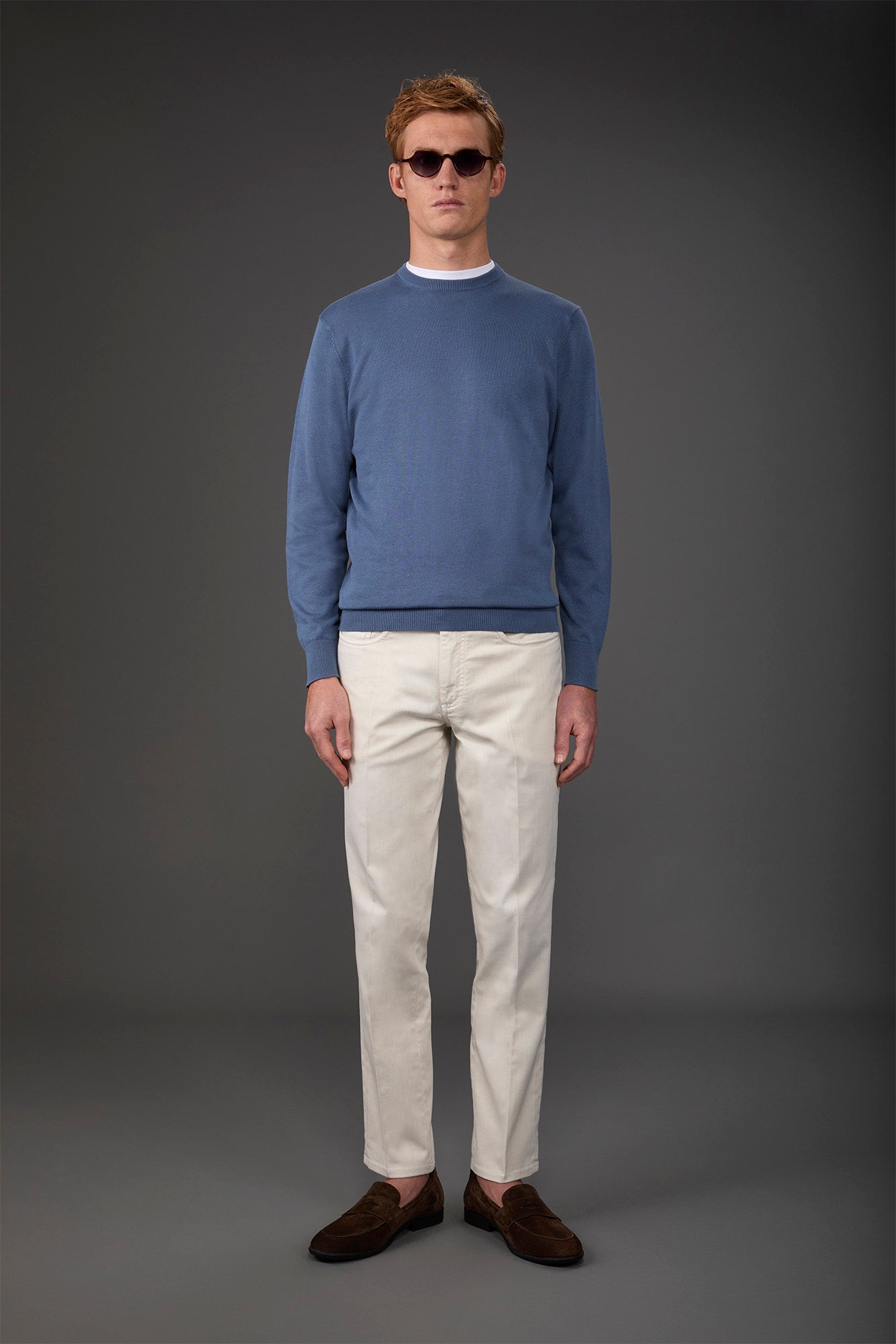 Men's crew neck sweater in bio-washed 100% cotton