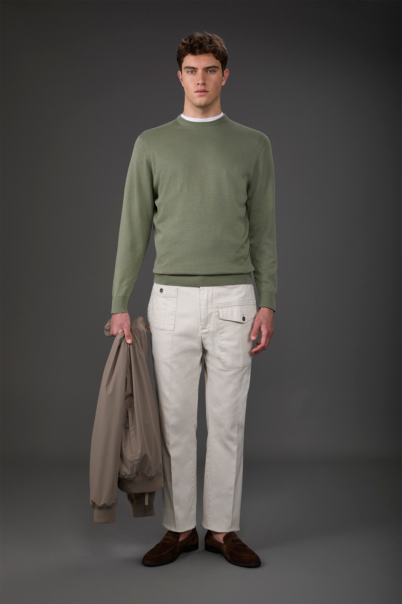 Men's crew neck sweater in bio-washed 100% cotton