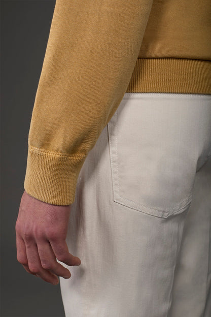 Men's crew neck pure cotton sweater with raglan sleeves