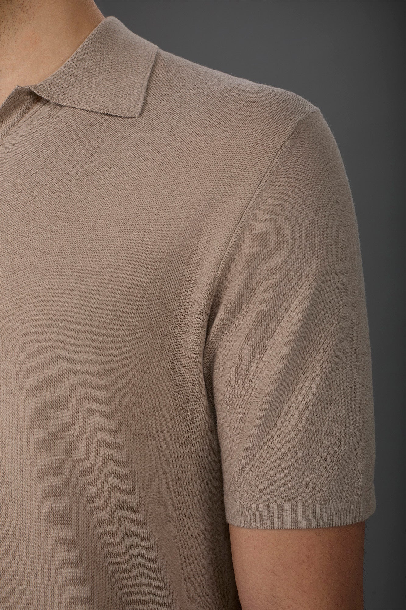 Men's 100% cotton crepe short-sleeved knitted polo shirt with derby collar