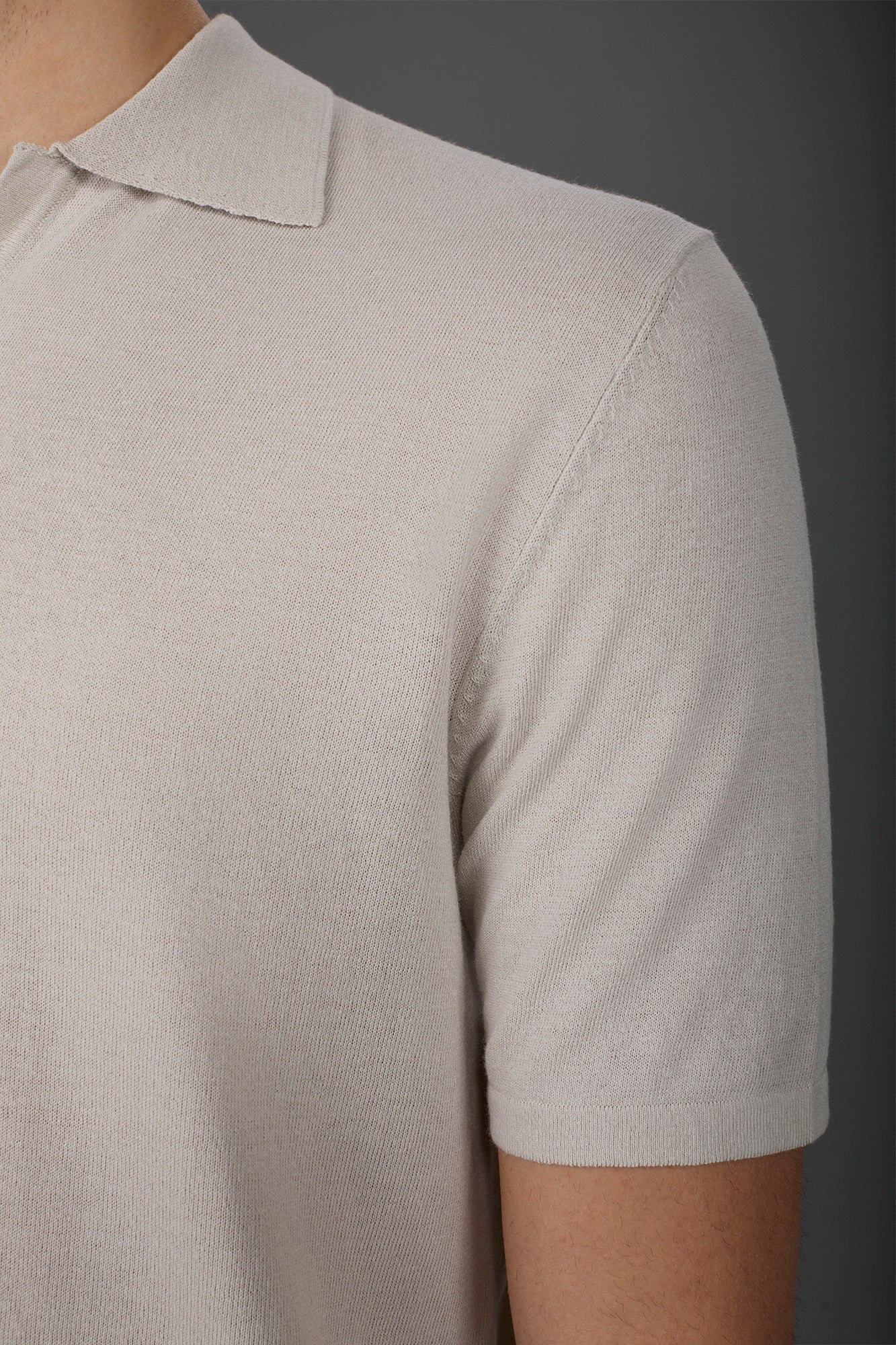 Men's 100% cotton crepe short-sleeved knitted polo shirt with derby collar