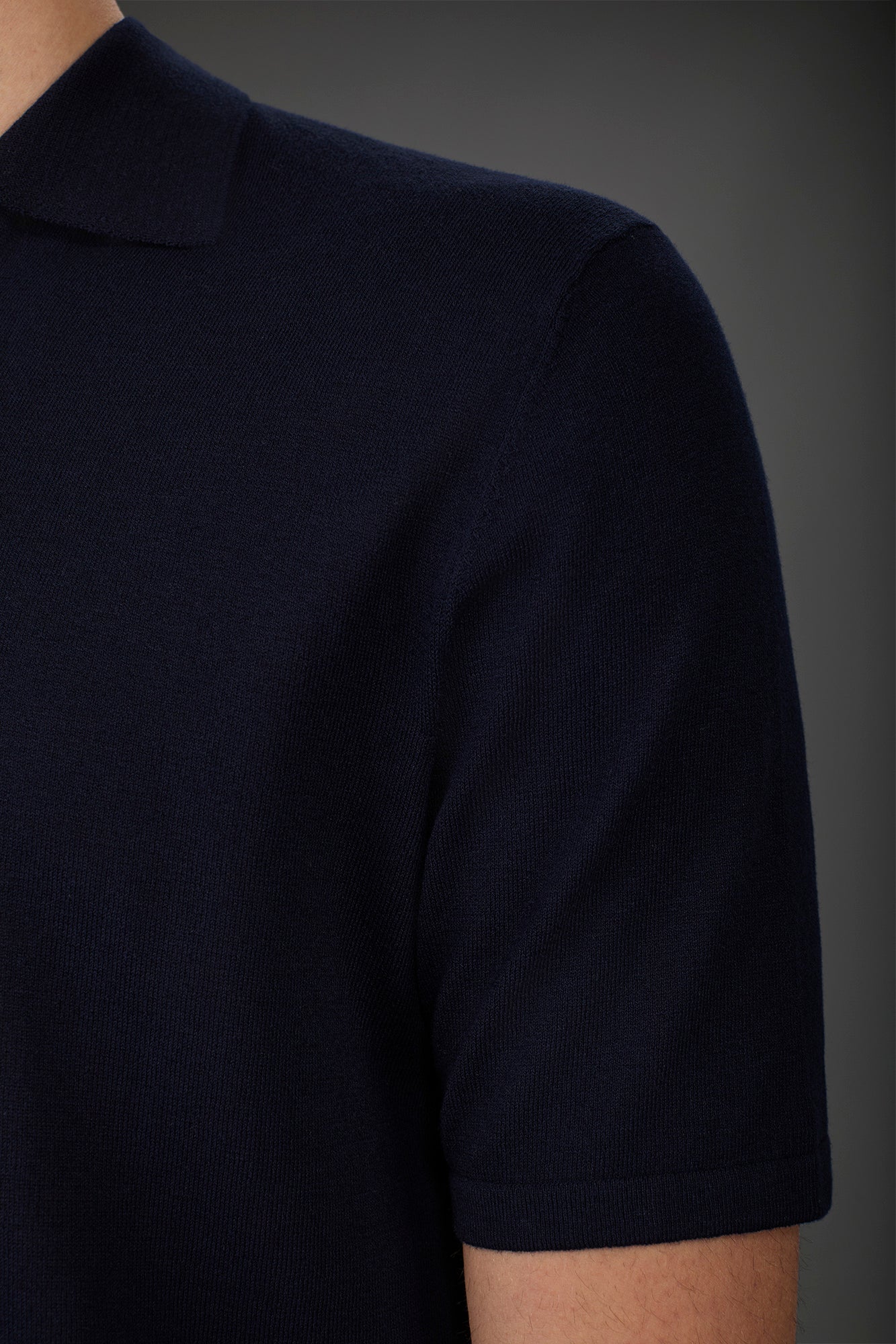 Men's 100% cotton crepe short-sleeved knitted polo shirt with derby collar