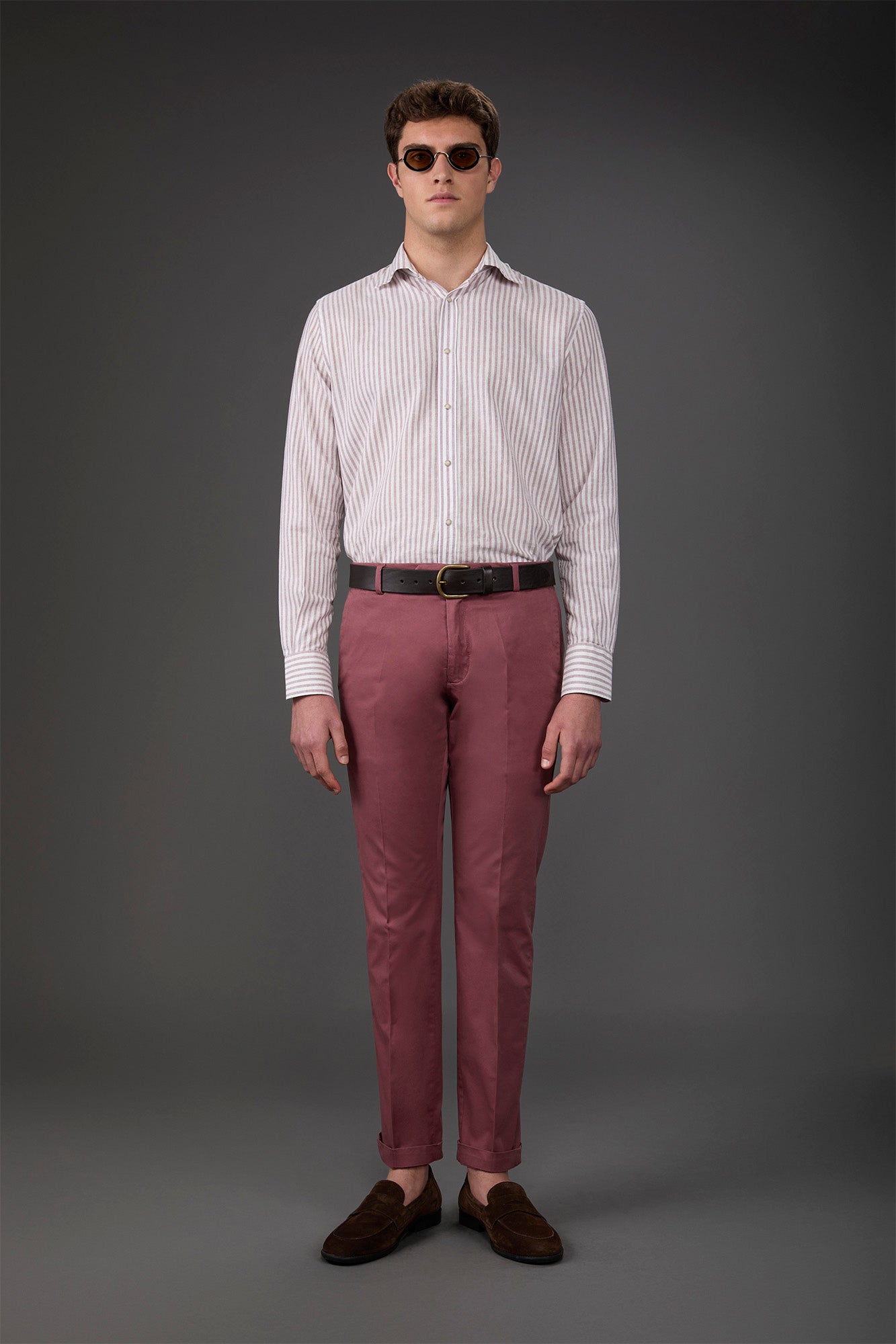 Men's classic chino trousers with extended tab closure Mauve
