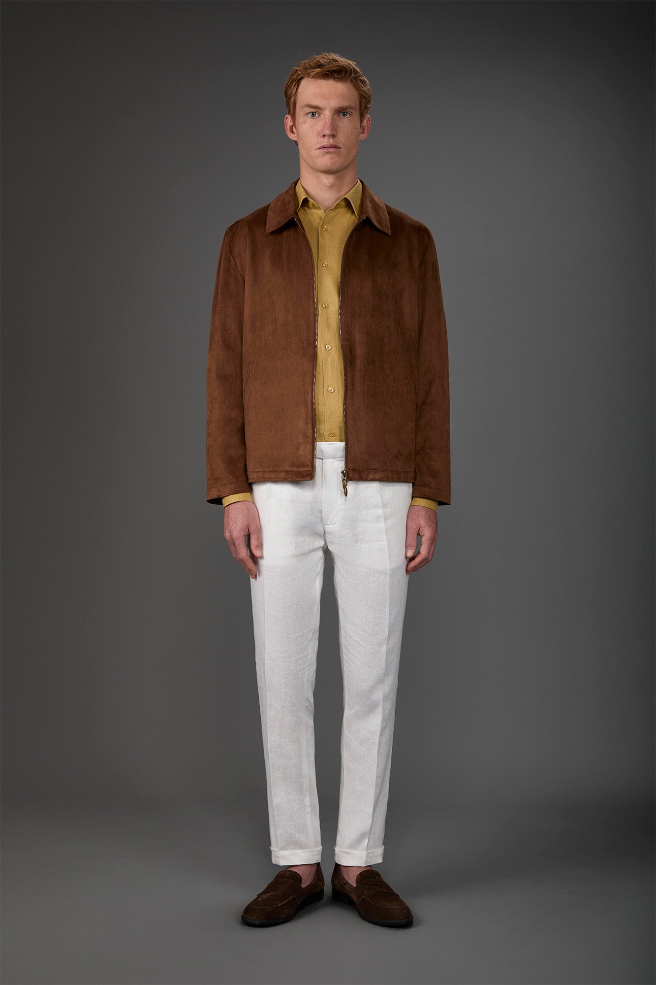 Men's trousers with two small pleats and concealed button White