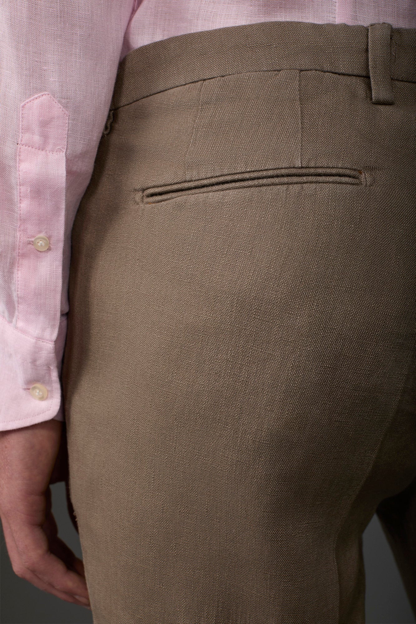 Men's trousers with two small pleats and concealed button