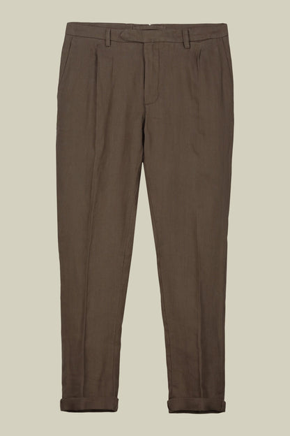 Men's trousers with two small pleats and concealed button