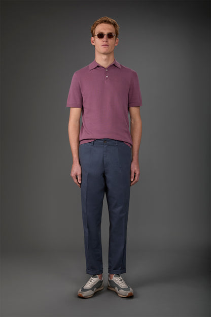 Men's trousers with two small pleats and elastane in the back waistband