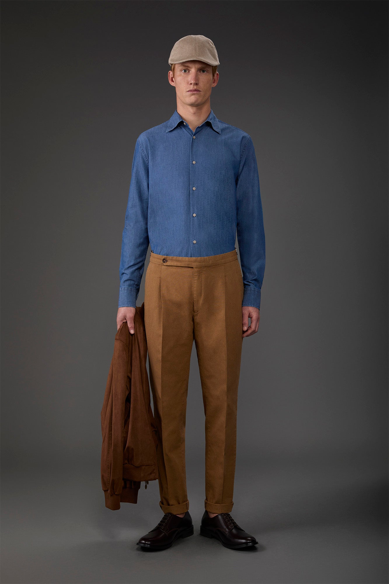 Men's trousers with double pleats and side buckles Beige