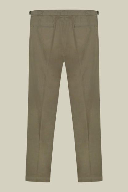 Men's trousers with double pleats and side buckles