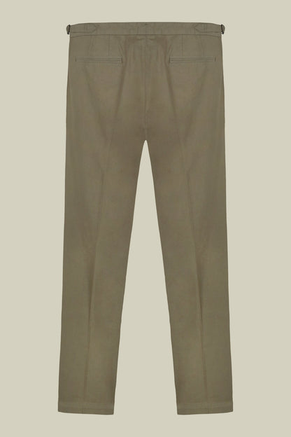 Men's trousers with double pleats and side buckles