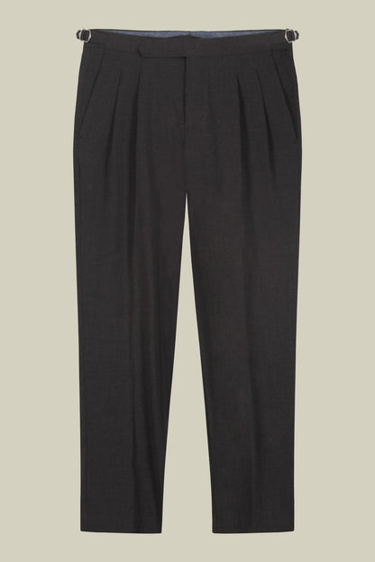 Men's trousers with double pleats and side buckles
