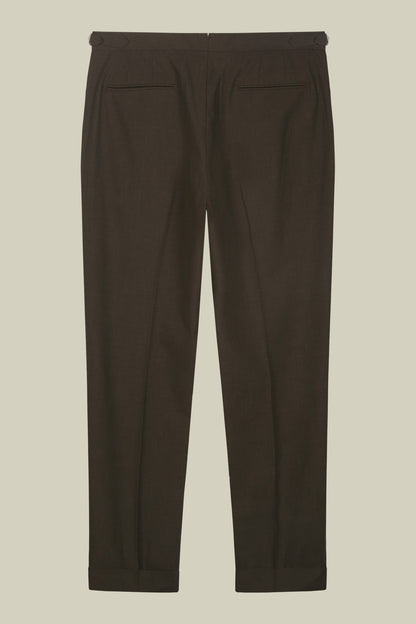 Men's trousers with double pleats and side buckles