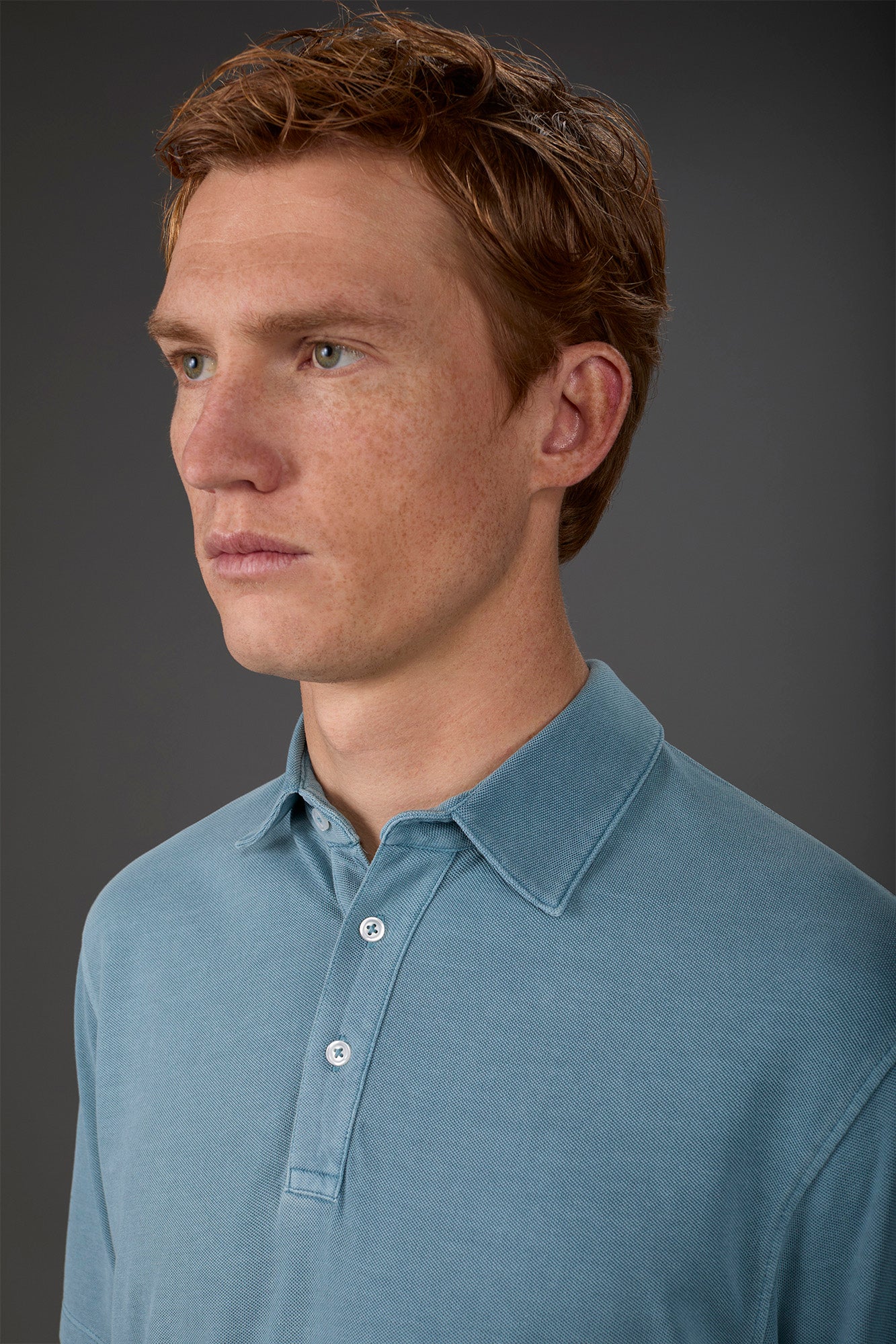 Men's short-sleeved polo shirt in cotton pique